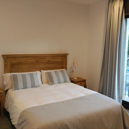 Hostal Portofino Ареньс-де-Мар Экстерьер фото