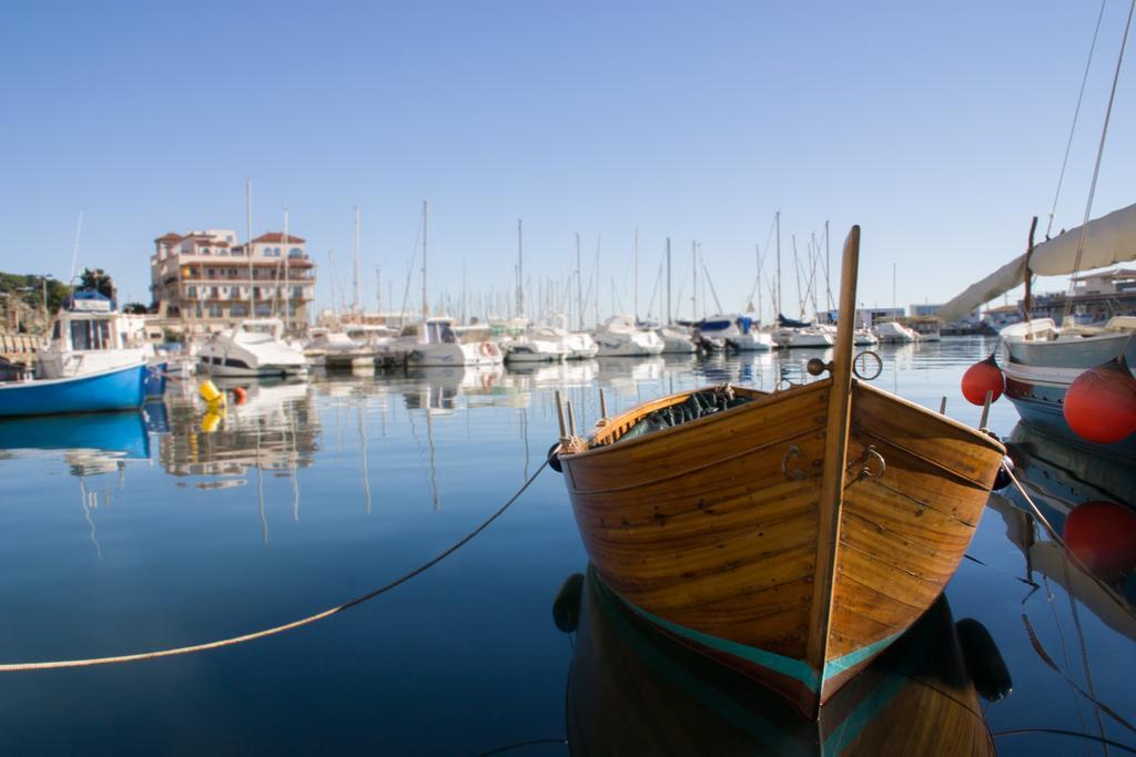 Отель Hostal Portofino Ареньс-де-Мар Экстерьер фото